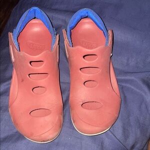 Nike Red and Blue Sandals Lightweight Slip-On Design